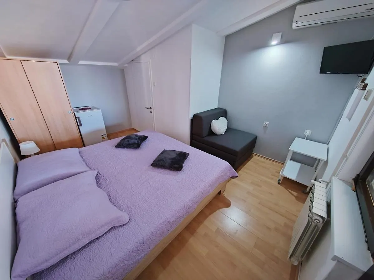 Guest house Guesthouse Resan Medulin